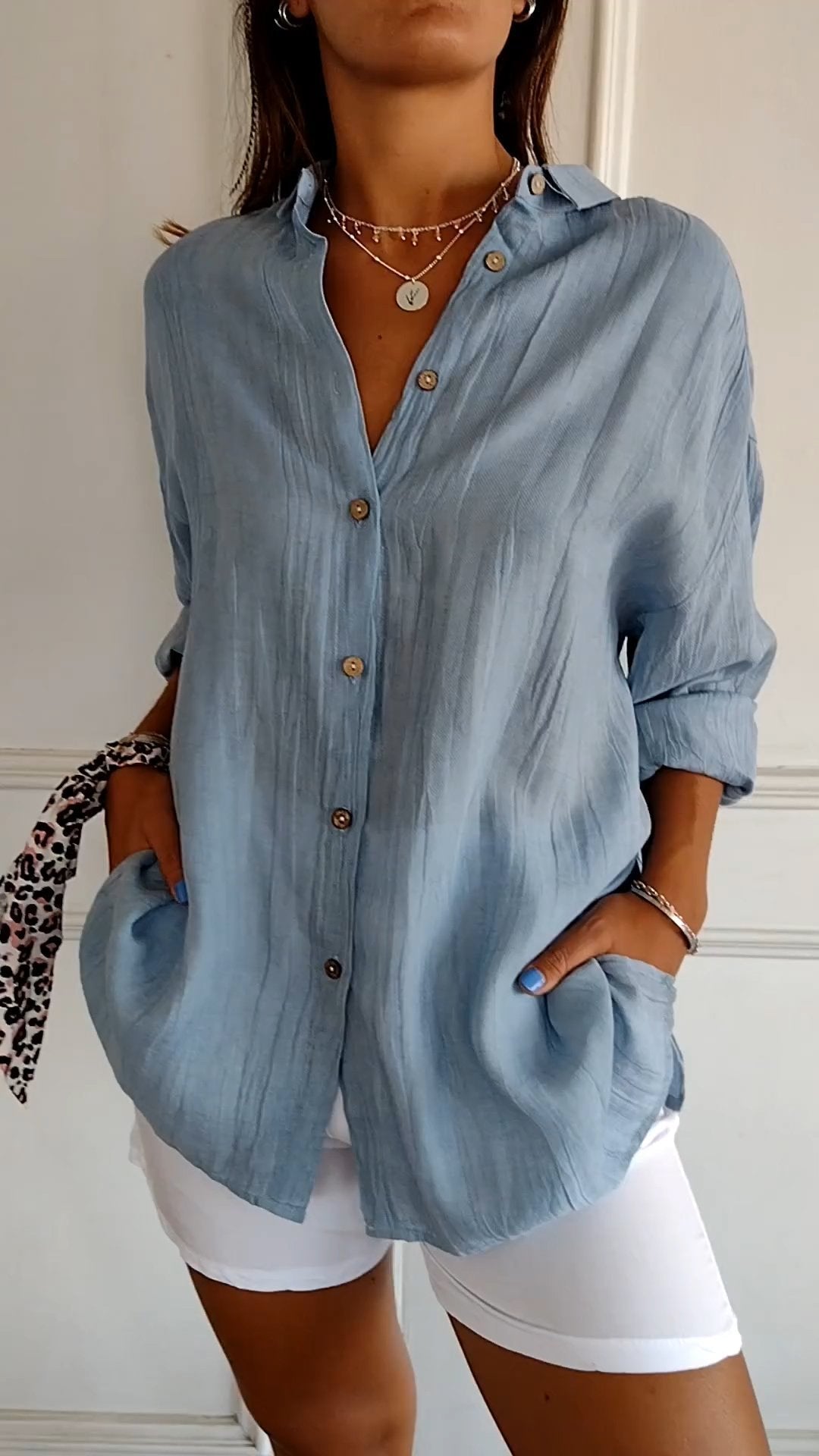 Charlotte | Elegant shirt with pleated style