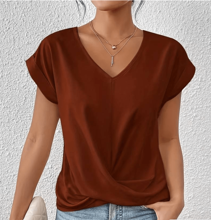 Ella | Tummy tucking V-neck top