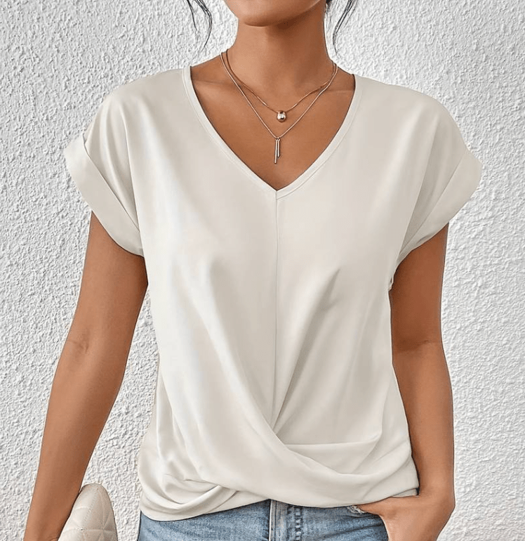 Ella | Tummy tucking V-neck top