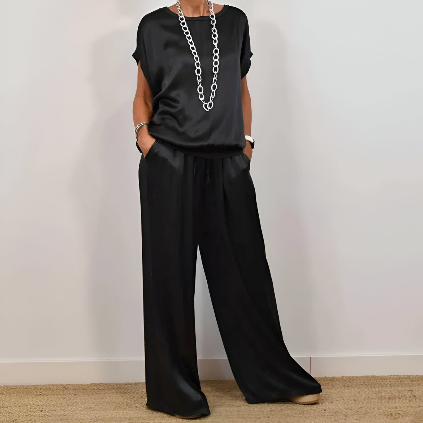 ANNA | ELEGANT TWO-PIECE SET